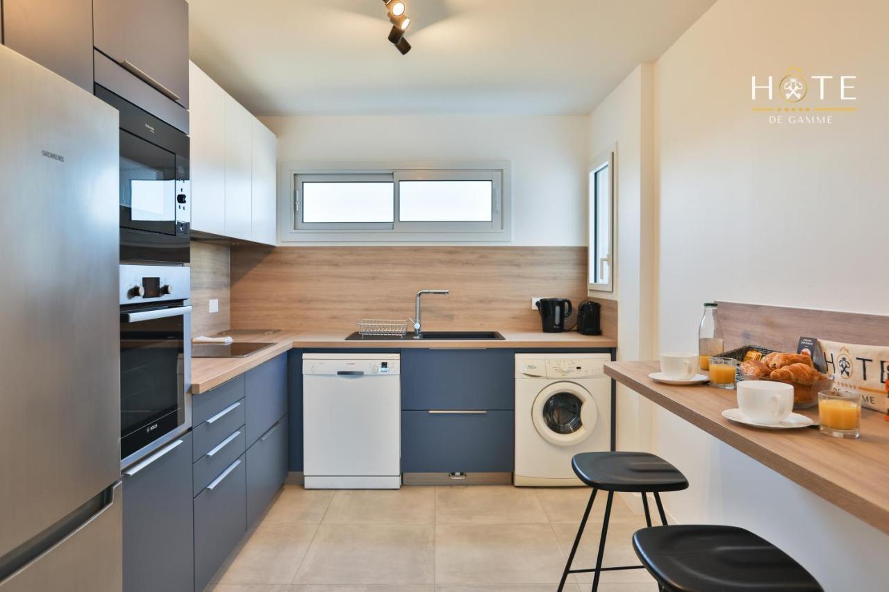 Appartement De Caractere, Superbe Vue Mer 280° La Chaume Exteriör bild